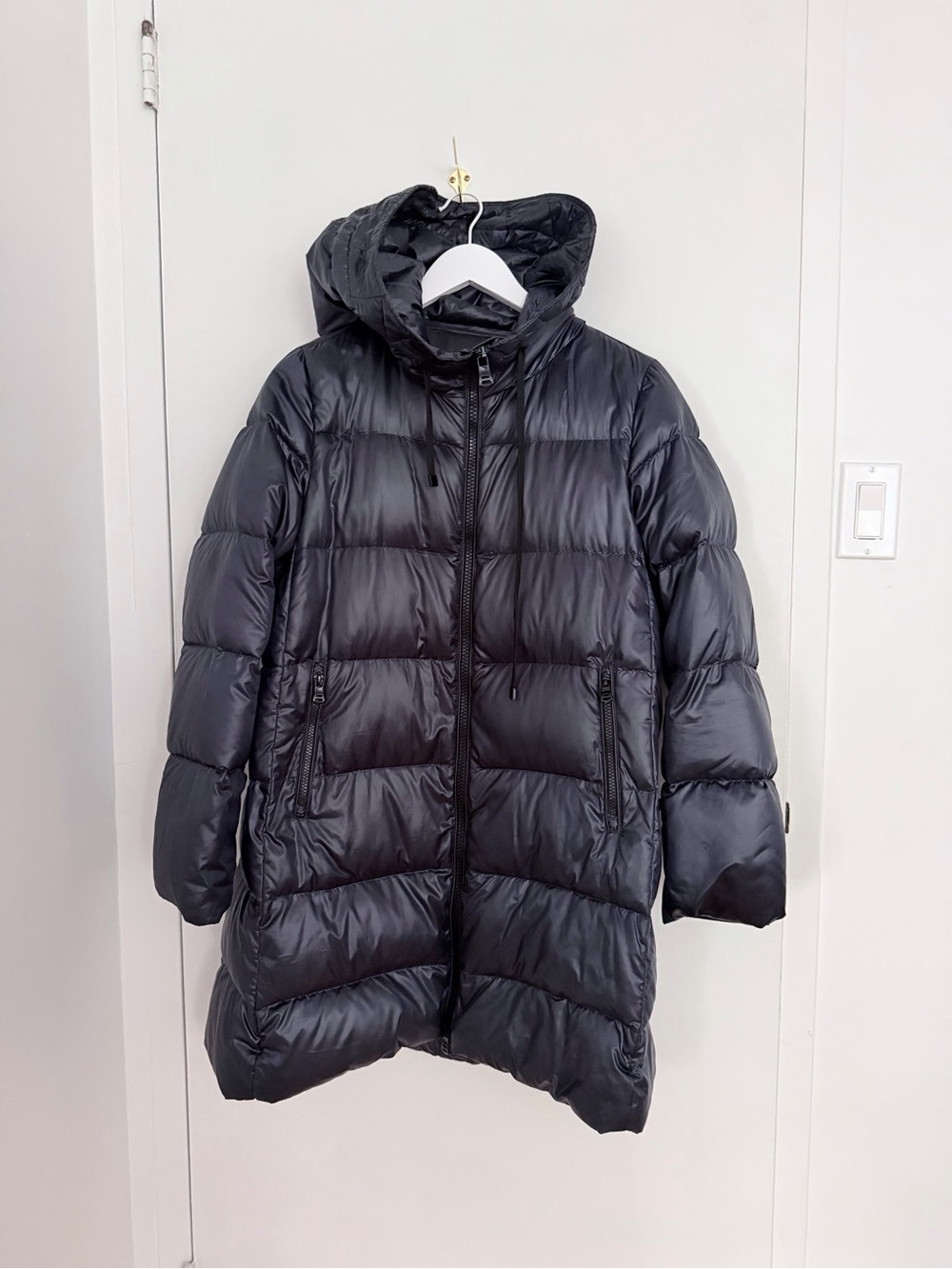 Women marine Hooded Puffer Coat - Lightweight Warmth